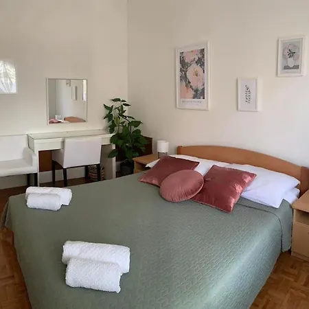 Ok Apartment-cosy And Peaceful Spot With Private Parking Apartment Dubrovnik